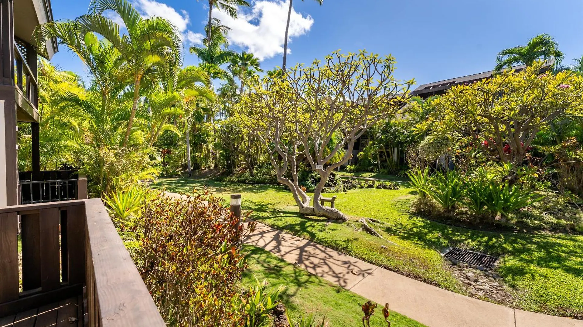 Your Maui Getaway-Walk To The Beach, Pool, Hot Tub Lsv14 Kihei